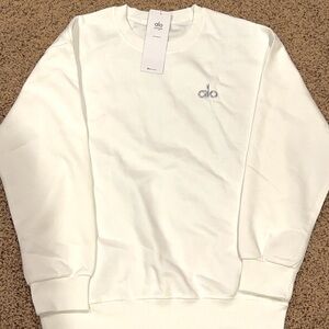 Women’s Medium Alo White Crewneck